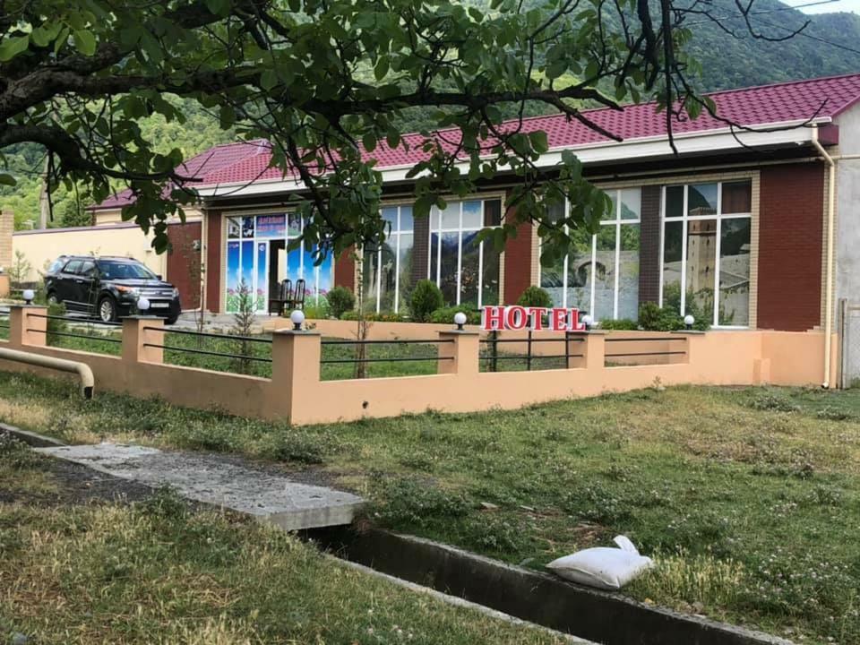 Alp Hotel Ґах Екстер'єр фото